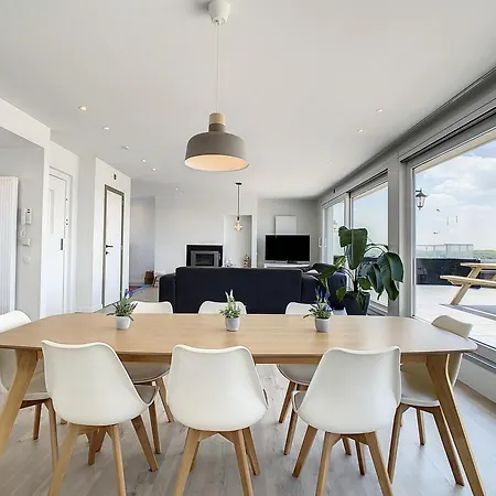 Apartment Duplex - Penthouse 'sabine' In Sint - Idesbald *